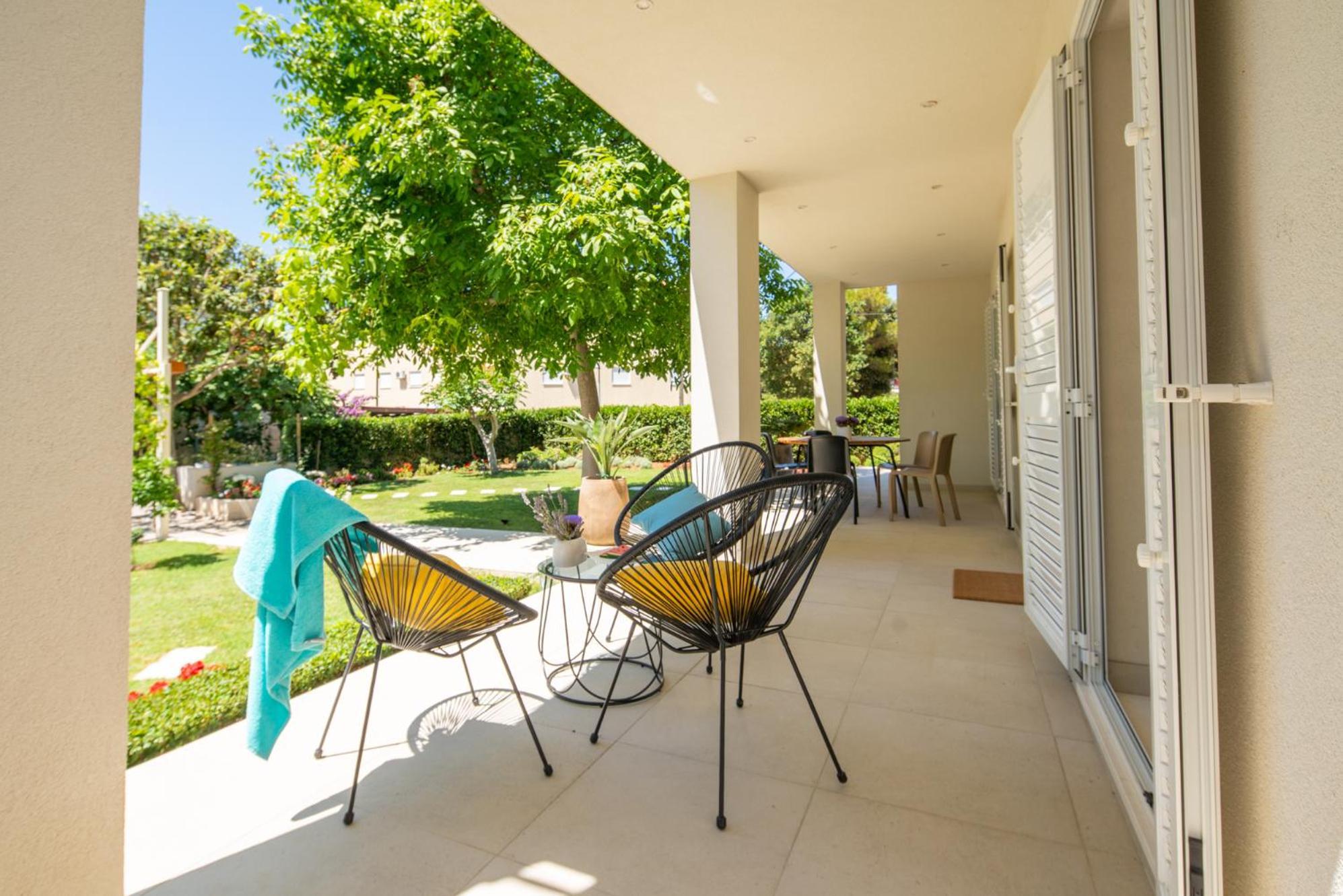 Garden Apartment Pakostane Ngoại thất bức ảnh