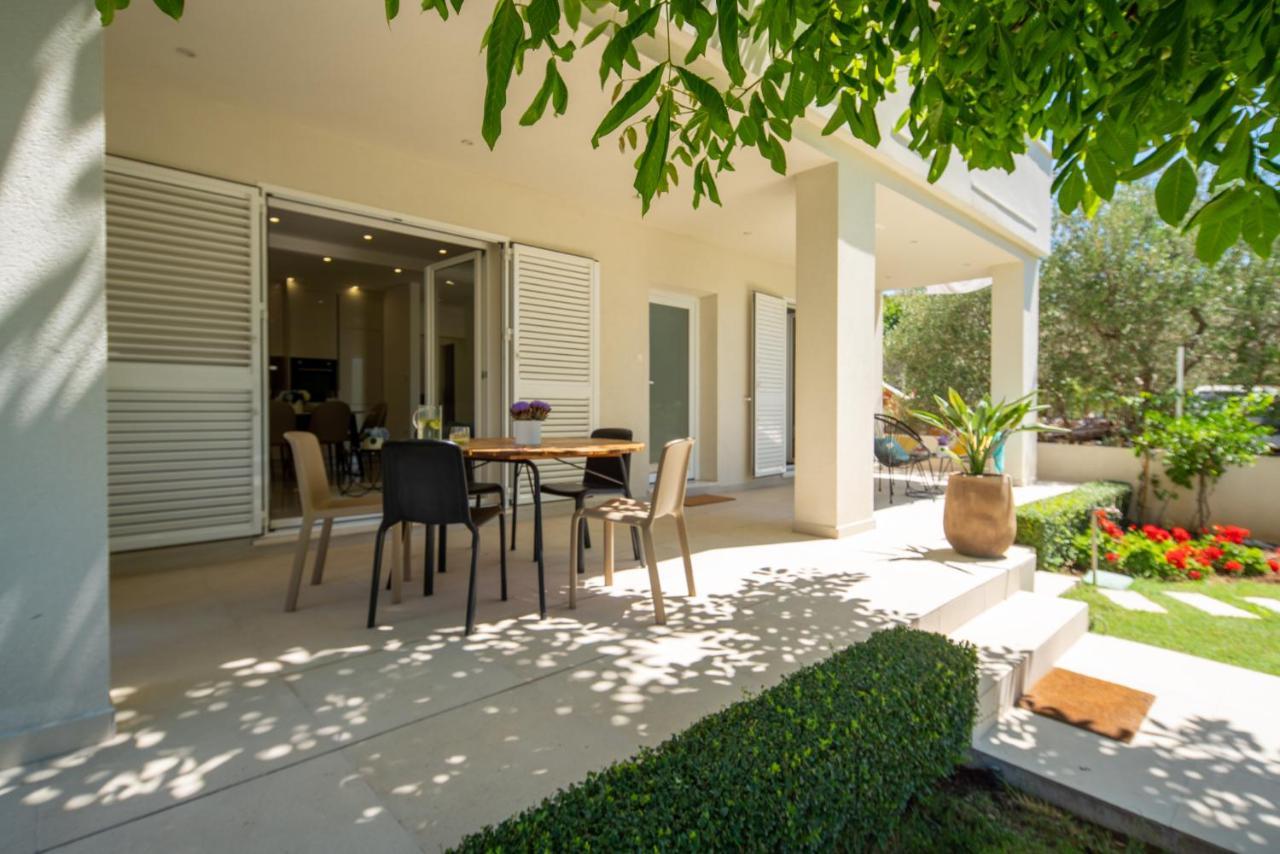 Garden Apartment Pakostane Ngoại thất bức ảnh
