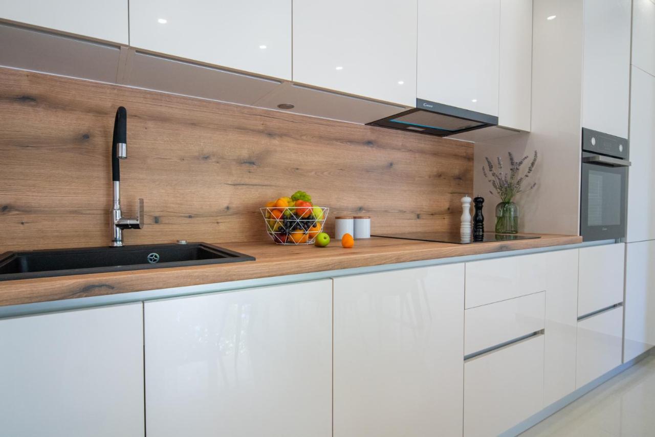 Garden Apartment Pakostane Ngoại thất bức ảnh