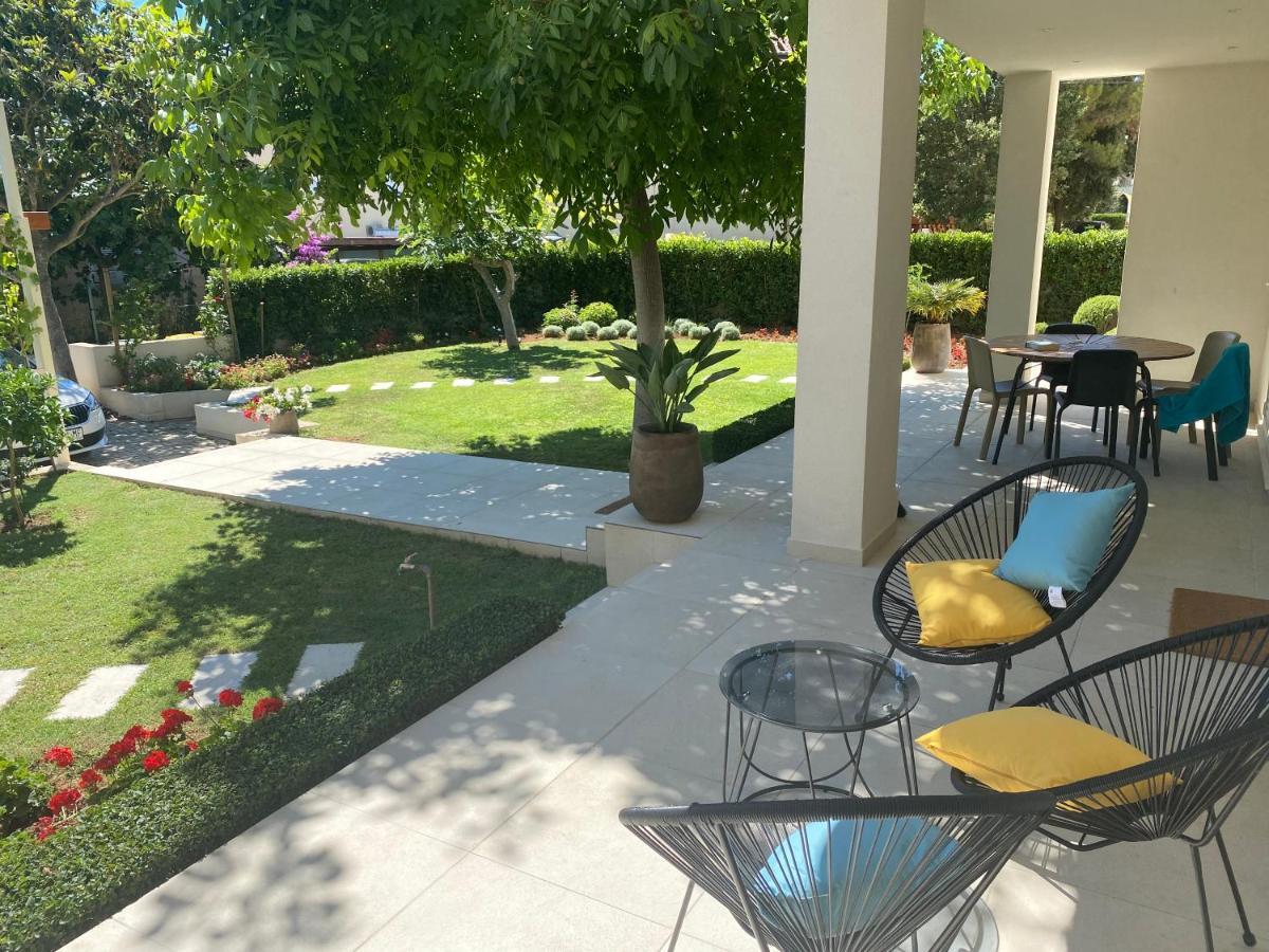 Garden Apartment Pakostane Ngoại thất bức ảnh